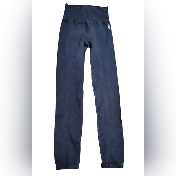 Free People Pants - Free‎ People Formament for High-Waisted Leggings – XS/S – Distressed